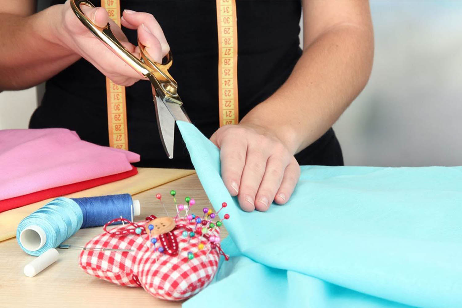 Как выбрать ткань для пошива одежды